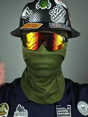 Click the link below🛒#balaclava #facemask #sunprotection #bluecollar #construction 