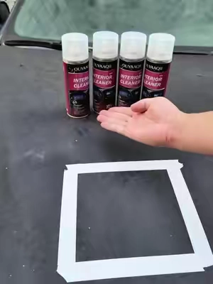 Mantén tu auto luciendo como recién salido del concesionario con este limpiador de interiores de suave fragancia, diseñado para prevenir el desgaste en cuero, vinilo y fibra de carbono, ¡aprovecha la gran venta con descuento! #AutosEspanol #CuidadoInterior #LimpiezaAutomotriz #TipsDeAutos #AutoNuevo