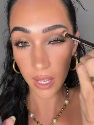 SHADE ASH. ITS PERFECT 