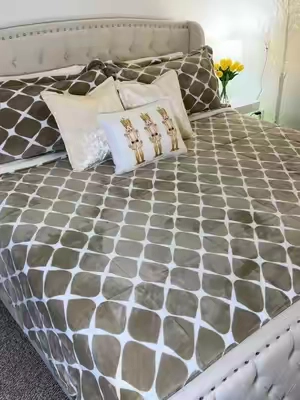 Juego de edredón Elegant Comfort de 3 piezas con diseño Bloomingdale, en microsuede y sherpa: juego de cama reversible, ultrasuave y acogedor.#tiktokchopcreatorpicks#tiktokchopstockup 