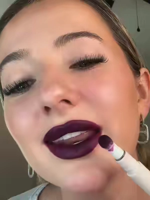 shade G206!!💜💜 I already know that this is going to sell out. #lips #lipcombo #halloweenlip #mattelip #judydoll 