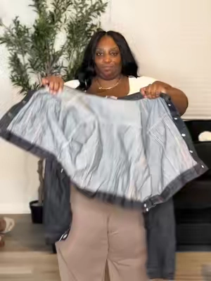 Plus Size Crop Jacket #plussize #fashion #jacket #tiktokshop #foryou 