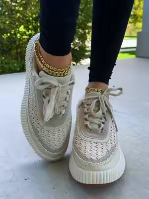 These Cushionaire woven platform sneakers are so cute—I love the woven detail and that little bit of extra height 🤎👟✨ #Cushionaire #WovenSneakers #PlatformSneakers #WomensSneakers #EverydayShoes 
