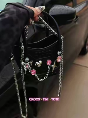 #crocstotebag 