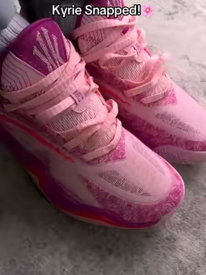Pink shoes done right😮‍💨✅ #kyrieirving #antakai3 #basketballshoes #kyrieirvingbasketballshoes #newshoes
