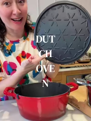 Gorgeous 6qt enameled cast iron Dutch oven from @SNOWCLAD.COOKWAREE ❤️🍳✨ #dutchoven 