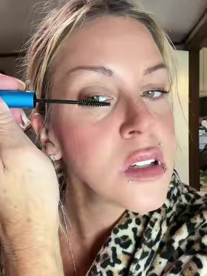 That tubing mascara has come a long way I love Mac. I always come a great product to do your skin just right it was linked in the bottom corner. Go check it out. I’ll call you later. Bye. 