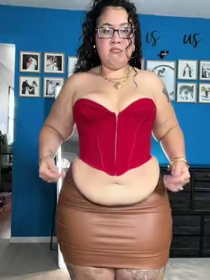 @Halara with the skort ❤️‍🔥 #skort #leather #halara #plussizefashion #womensfashion 