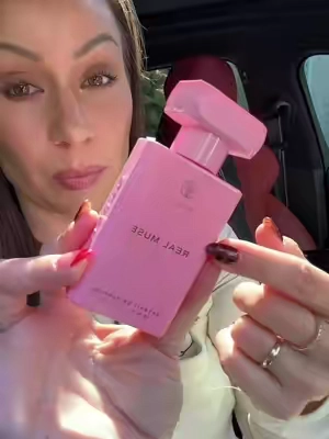 Vanilla but make it grow up #oakcha #vanillaperfume #vanillagirlaesthetic #vanillafragrance 