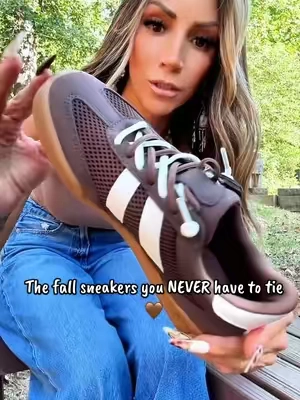 Okay these might be my new everyday fall sneakers 🤎🍂 The chocolate brown + cream combo is SO good. ✨ and the best part—they’re slip-ons, so you get the cute lace up look without actually having to tie them. Lightweight, comfy memory foam, and that gum sole gives them the perfect retro vibe. So cute with denim, leggings, cargos or sweats. 🫰 #FallSneakers #WomensSneakers #SlipOnSneakers #BrownSneakers #FallShoes