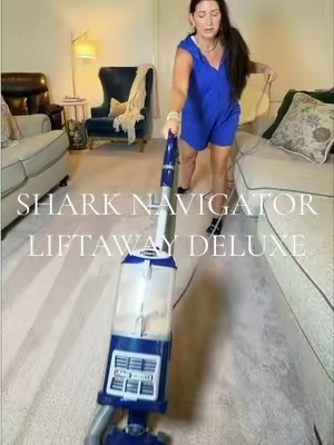 Wait til you see the liftaway feature 🤯 on this vacuum cleaner! #vacuum #vacuumcleaner #sharkvacuum #shark #cleaningtips @Shark Home 