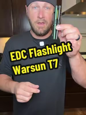 Warsun T7 on top. It's bright, it's light, it's versatile. #flashlight #warsunt7 #everydaycarry #edc #bluecollar @WARSUN 