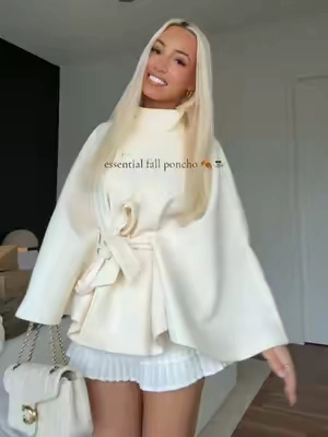 get ready to be sick of me in this poncho #peacoat #coat #fallfashion #falloutfits #poncho 