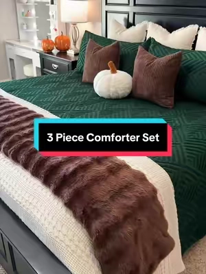 Stop putting king size on your king size bed! It don't look good! @Litanika #comforter#comforterrset #bedding #beddingset #fallbedding 
