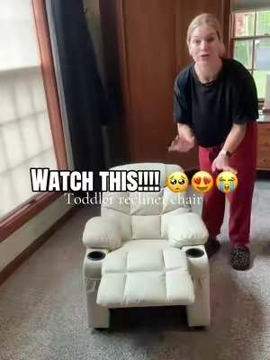 This toddler recliner chair is ADORABLE!!! I never want my child to outgrow it! 🥺😍 #kidschair #kidsfurniture #recliner #toddlermusthaves #toddler @Costway.US 