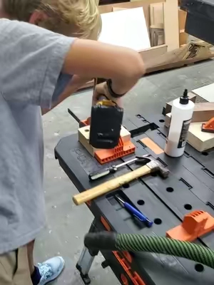 Pony Portable Work Table 😎😎😎 Awesome workbench for getting kids into woodworking 👍👍👍 #woodworking #woodwork #workbench #kids #tiktokshop