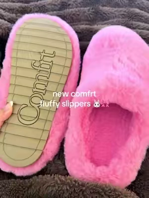 #comfrt #comfrtshoes #slippers #cozyseason #houseslippers 