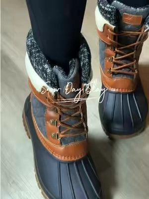 Not me actually looking forward to boot season 🥾⛄️ Cozy, comfy, cute and waterproof.. #snowboots #winterboots #womensboots #bootseason 