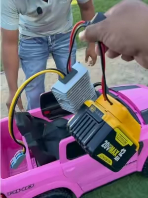 Vuelve a dar vida a tu carrito de niño utiliza batería para taladro adaptador para carrito control remo #bateríaexterna #adaptador #batería #recomendado #reparar 