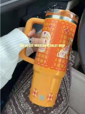 The little details on this one are everything 🌼 #StanleyTumbler #DiaDeLosMuertos #PapelPicado #SeasonalCup #TumblerStyle