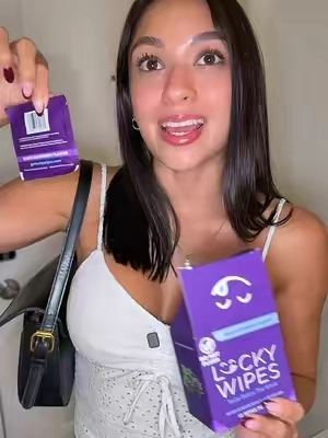 Pañitoa húmedos con sabor  #wipes #intimatewipes #wetwipes #sweetums #sweetumswipes @Sweetums 