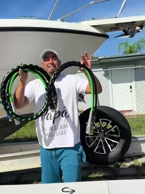 ¿Necesitas renovar las líneas de aire y conexión eléctrica de tu tráiler? 🔧 Este kit VEVOR de 12 pies incluye líneas de aire, conexiones Glad Hand y línea eléctrica de 7 vías SAE-J560. Ideal para mantener tu sistema de tráiler bien conectado y con sellado confiable. 💪🚛 #falldealsforyou #(toolupgrade) VEVOR 12FT Semi A #TrailerParts #TruckAccessories #TrailerRepair    
