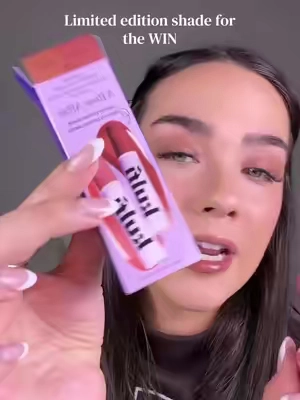 @Kulfi Beauty the lippie bundle of the yearrrr #holidaylip #lipstain #hydratinglip 