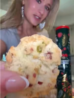 Pistachio cranberry shortbread cookies Homemade quality cookies shipped to your door! @David's Cookies #davidscookies #pistachio #cranberry #shortbread #tiktokshopfalldealsforyou 