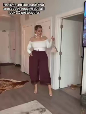 True to size and adjustable at the waist area, non stretchy❤️ 5’9 225lbs large 