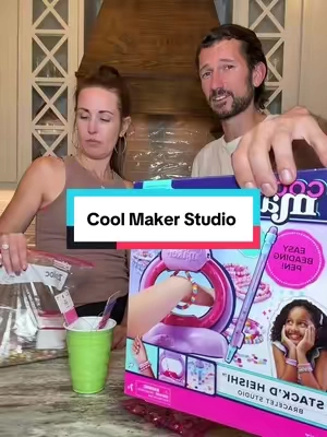 Cool Maker Bracelet Studio #bracelet #braceletmaker #friendshipbracelet 