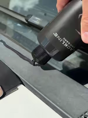 BLACKLINE Blackout Trim & Tire Dressing brings faded trim back to life. #BLACKLINE #CarDetailing #TrimRestorer #AutoDetailing #TruckCare