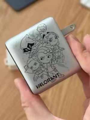 😮This is seriously one of the best gifts you can get for a Valorant player, the Valorant x Anker 100-watt charger. #valorantfunny #Valorant #Anker #GamingSetup #techtok 